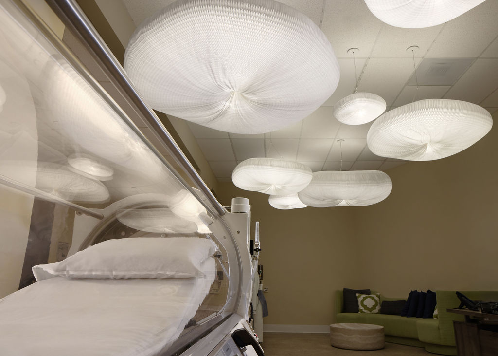 Sechrist monoplace hyperbaric oxygen chamber — The Practice Healthcare